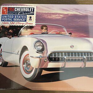 NIB AMT 1953 Chevy Corvette 1:25 Scale Model Kit